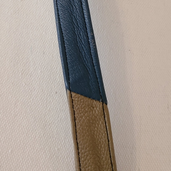 Leather Crossbody Handbag - Picture 8 of 12